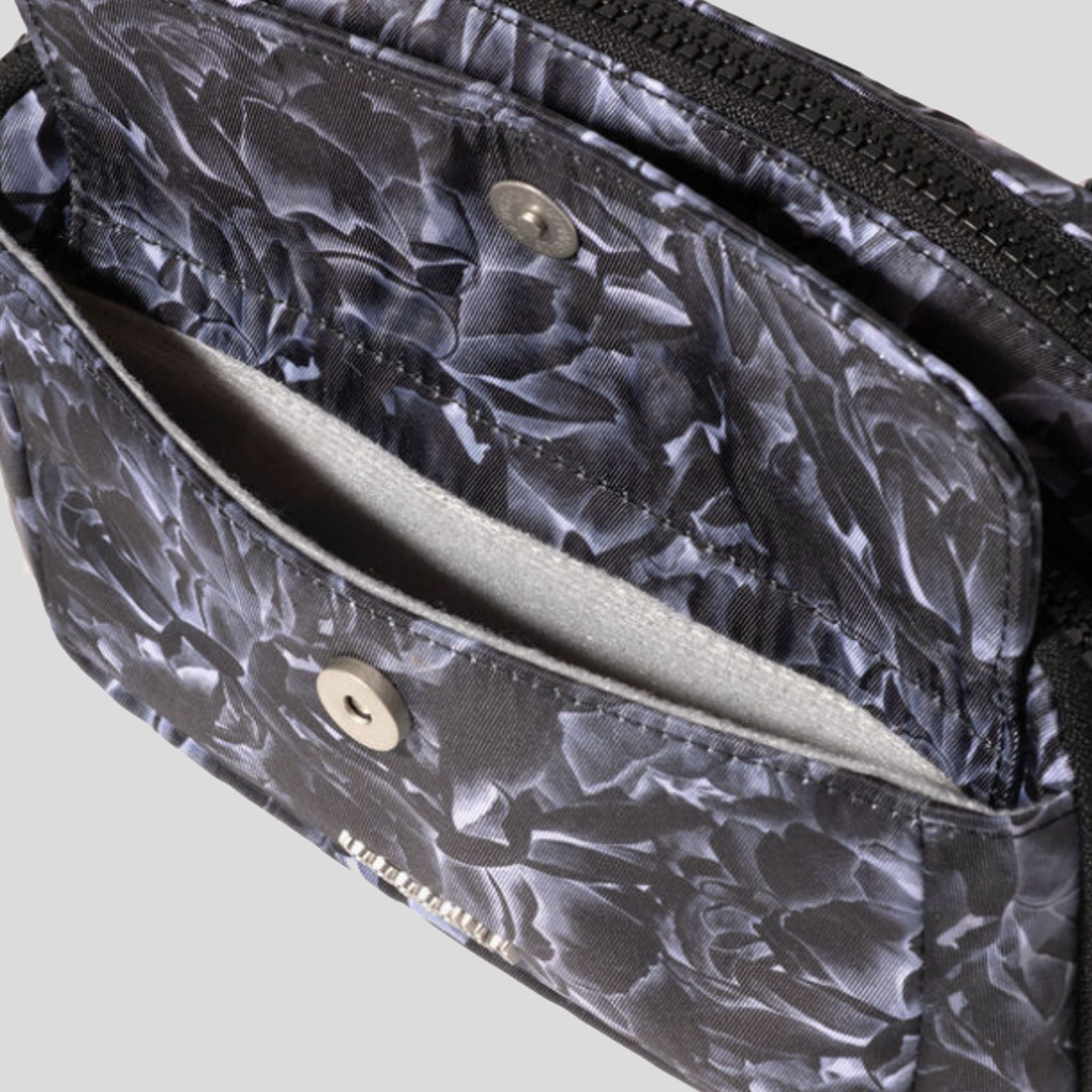 Modern Double Zip Crossbody | Black Divine Rose