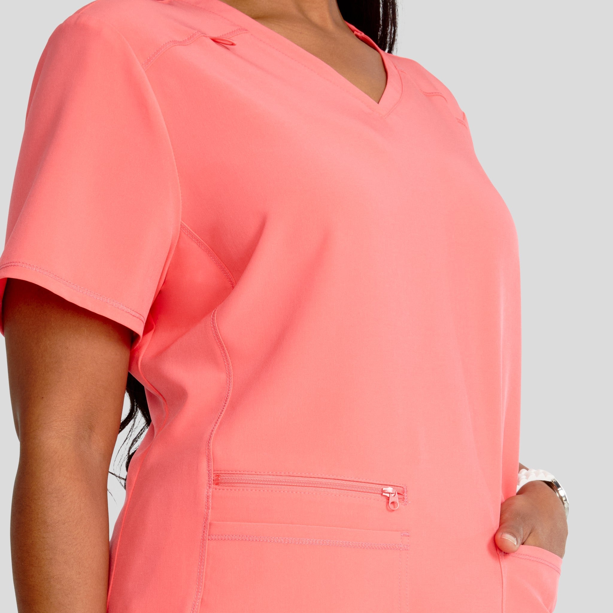 Allura_CKA685_Pomegranate_Detail