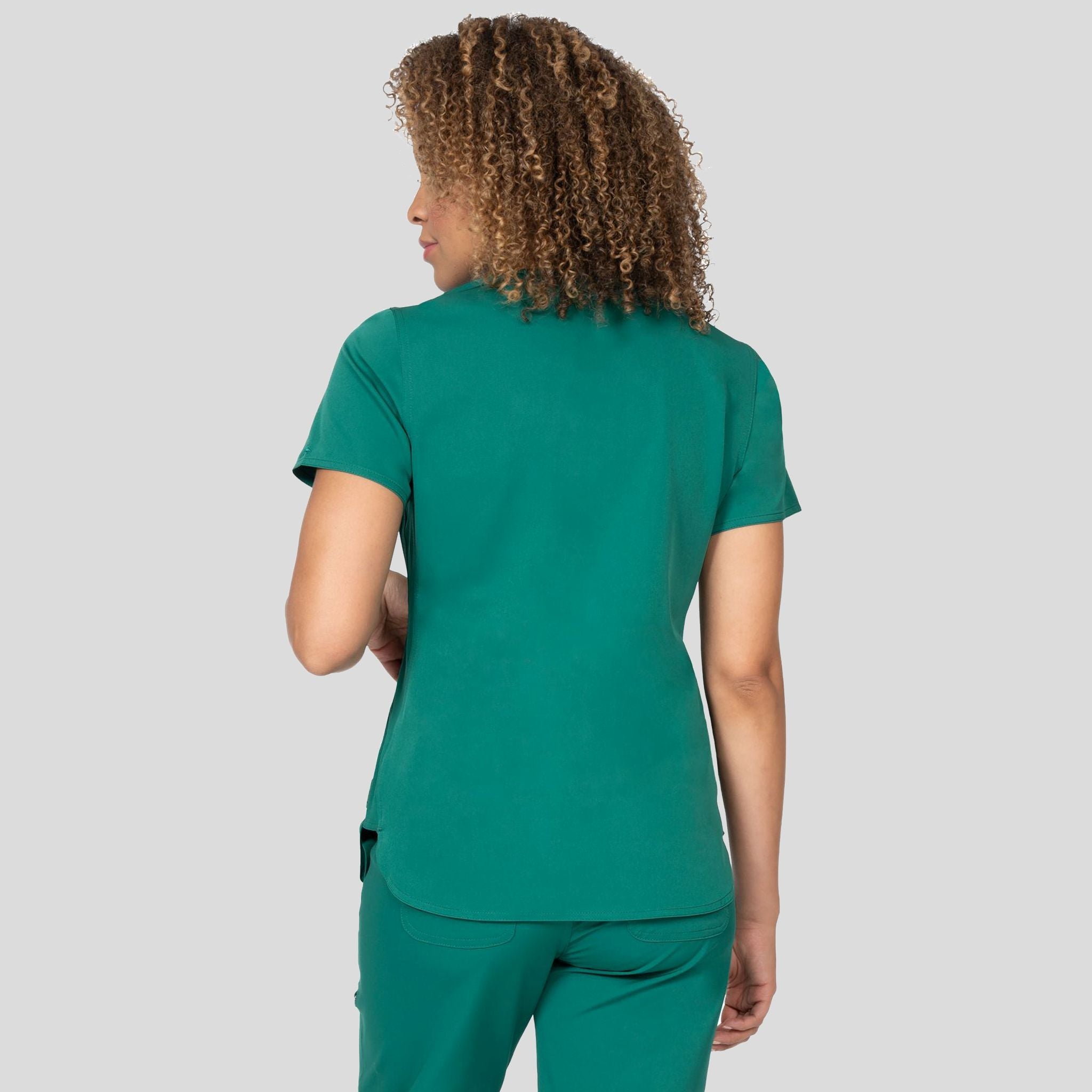 Zavate_AvaTherese_1057_hunter_back